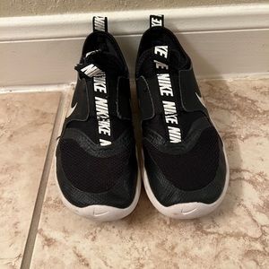 Toddler Boys Black Nikes size 12C